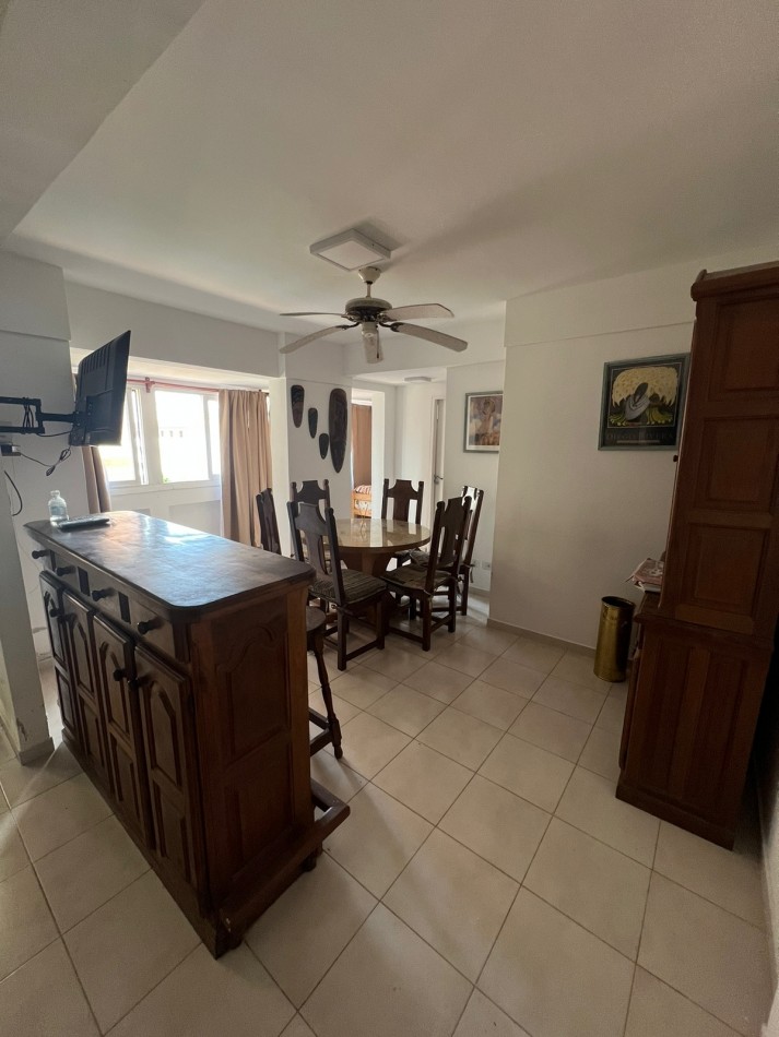 Departamento en Venta Pinamar 2 amb c/cochera y gran balcon