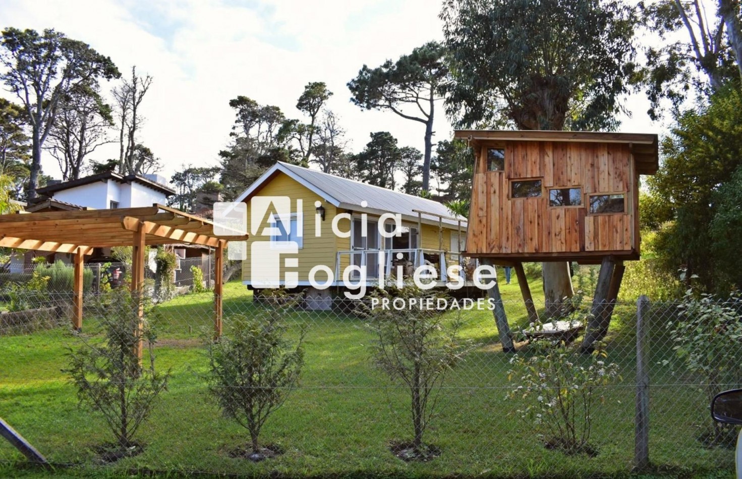 CASA EN VALERIA DEL MAR