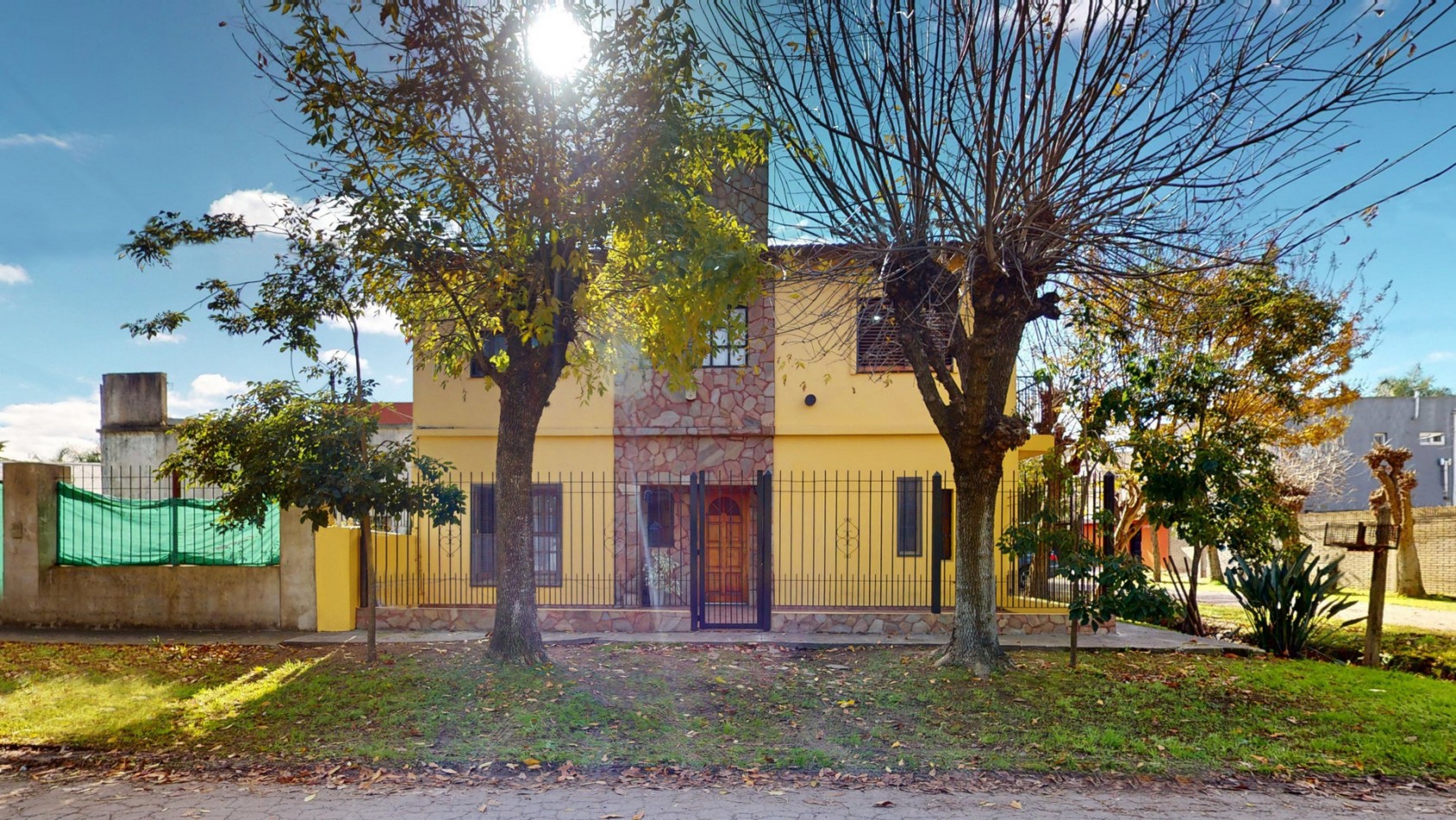 Hermosa Casa a la Venta en el mejor barrio de City Bell