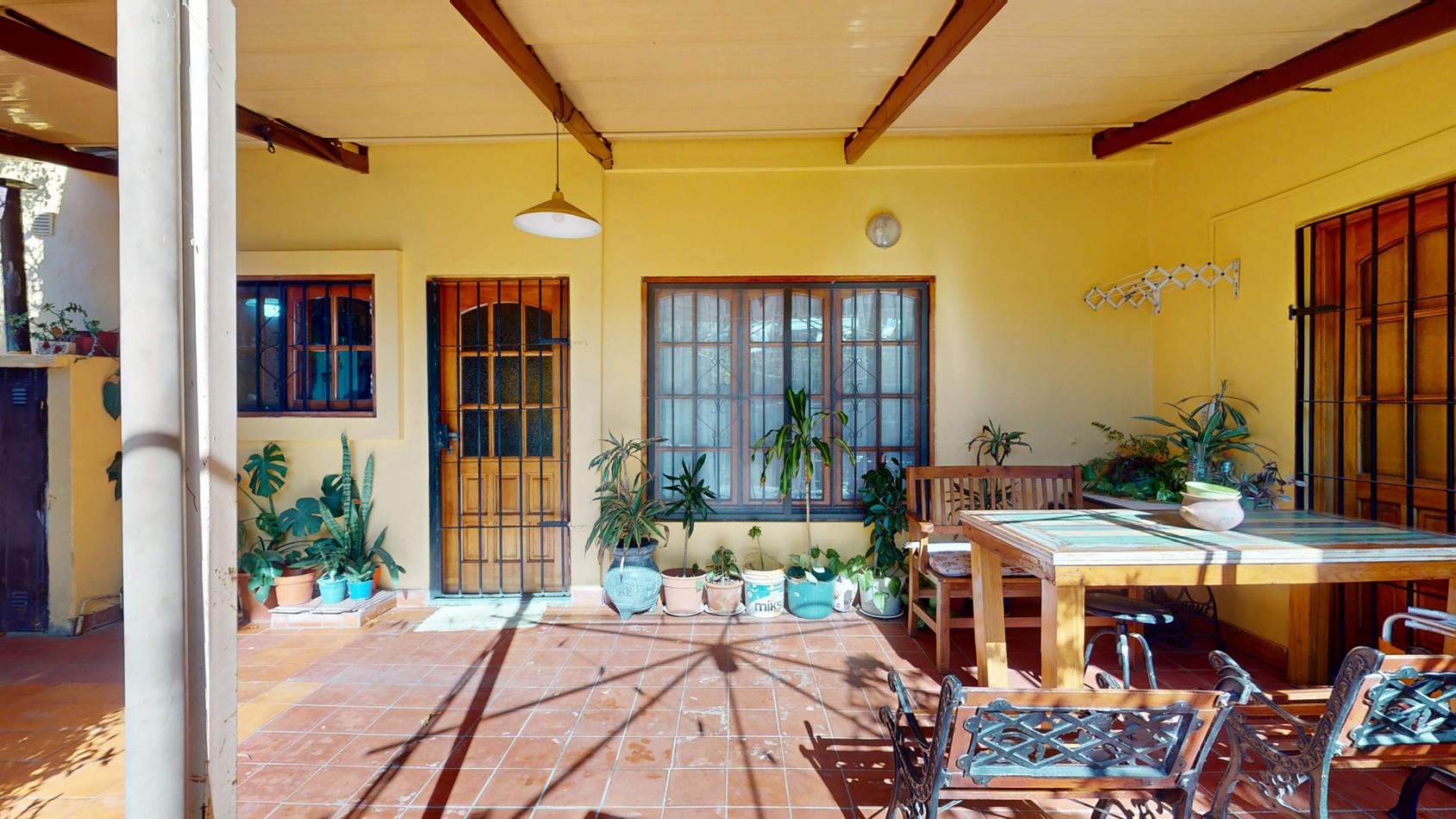 Hermosa Casa a la Venta en el mejor barrio de City Bell