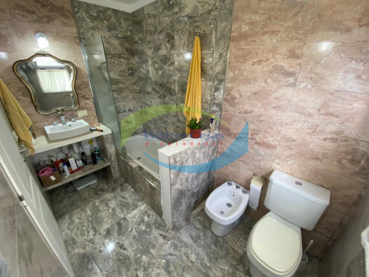 COSTA ESMERALDA Deportivo II, CASA 5 AMBIENTES C/PISCINA