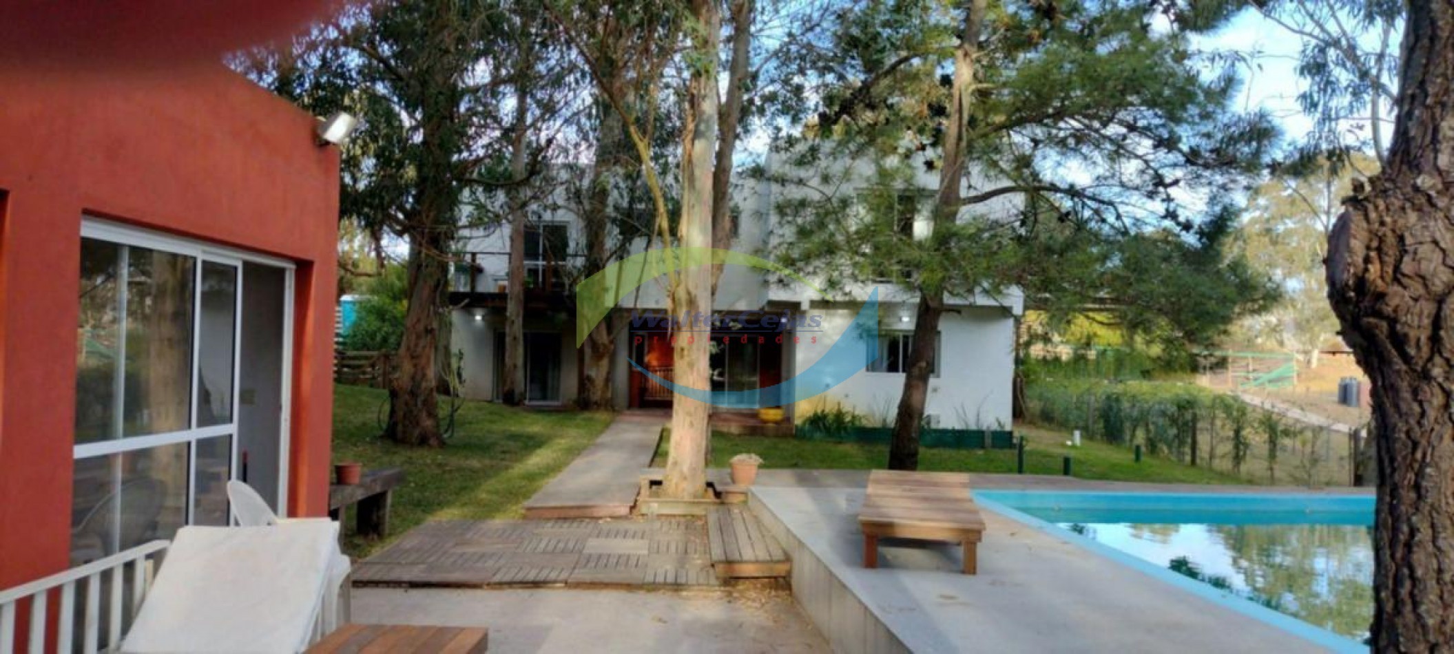 COSTA ESMERALDA Deportivo II, CASA 5 AMBIENTES C/PISCINA