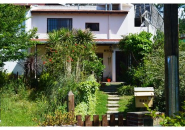 DUPLEX CON COCHERA 