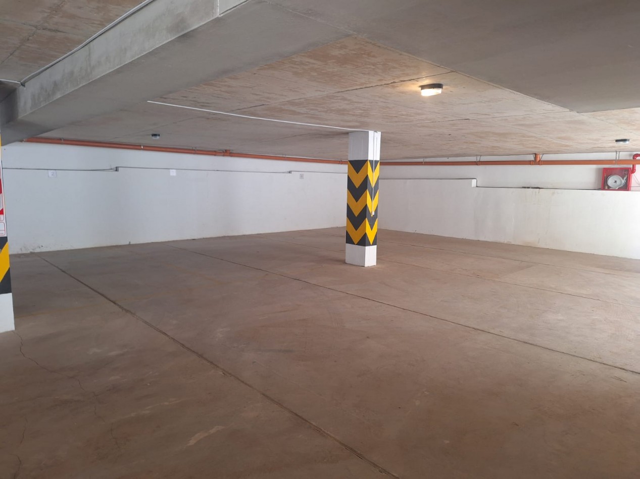 DEPARTAMENTO 2 AMB C/COCHERA Y TERRAZA - Pinamar Centro -